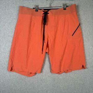 Lululemon Men's Size 40 Orange Swimming Shorts Board Shorts Swim Trunks
